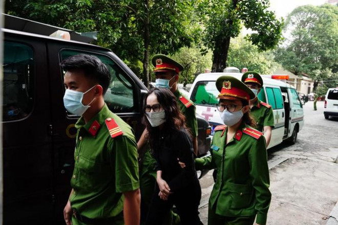 Bắt đầu xét xử cựu Phó Chủ tịch UBND TPHCM Nguyễn Thành Tài cùng đồng phạm - 2