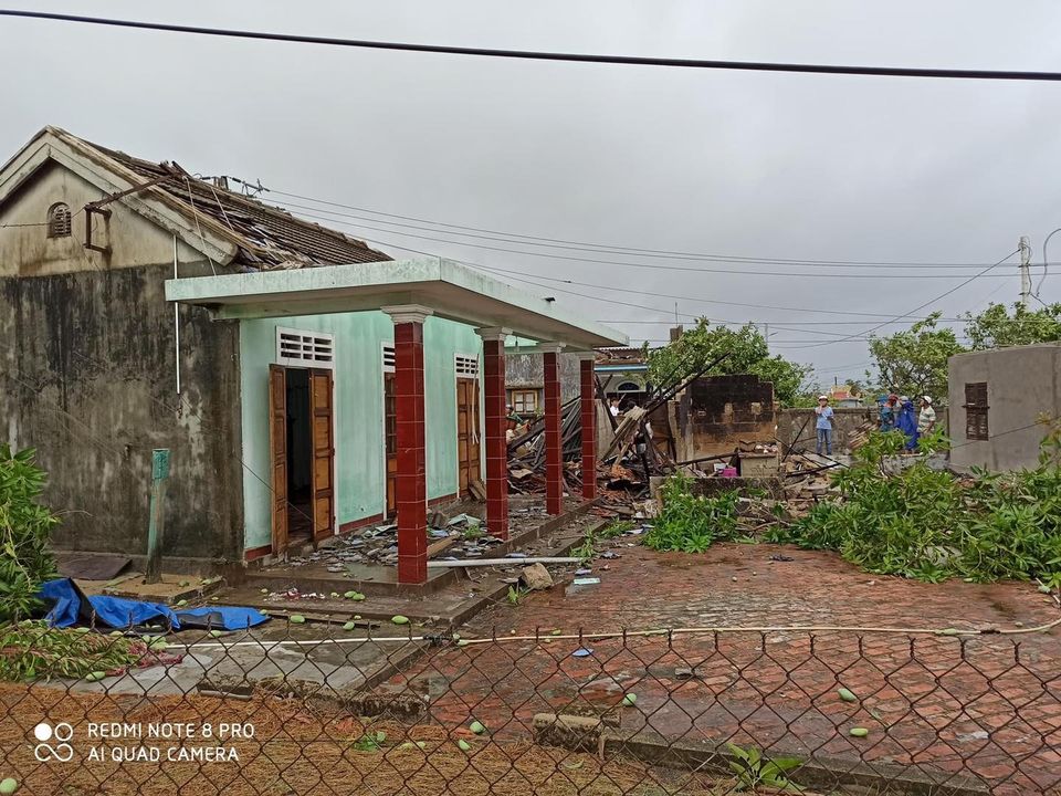 Nhìn lại sức tàn phá của cuồng phong bão số 5 ở miền Trung - 10