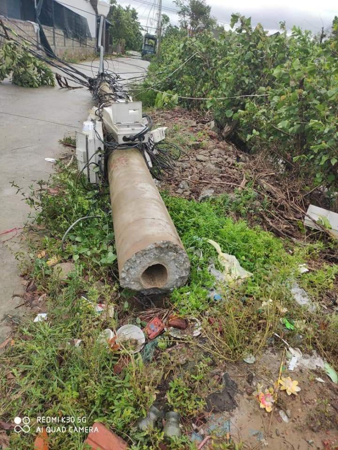 Hơn 400 cột điện đổ la liệt sau bão số 5: Tạm dừng sử dụng cột dự ứng lực - 6