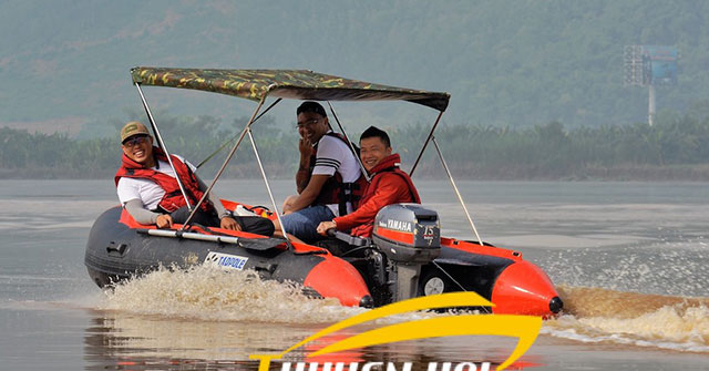 Thuyền hơi - 