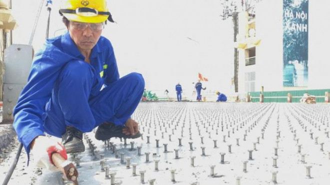 Toàn cảnh tăng tốc sửa chữa mặt cầu Thăng Long - 12