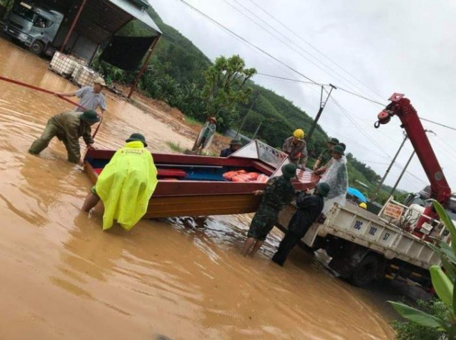 Mưa lớn ở Phú Thọ khiến 2 người chết, 7 người bị thương - 6