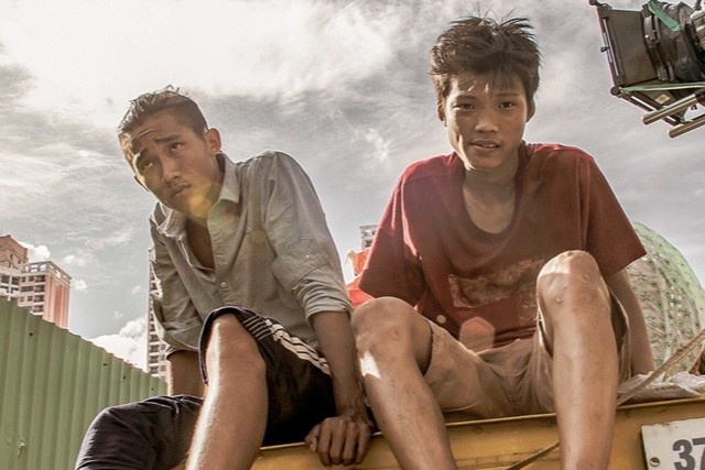 “Ròm” thu 30 tỷ sau 3 ngày chiếu, nam chính bất ngờ bị khán giả chê bai - 1
