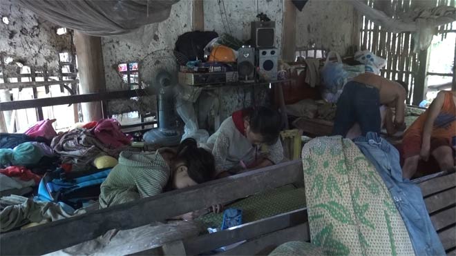 Chủ tịch xã phản hồi về thông tin 5 anh em ruột cùng học lớp 1 vì không có sổ hộ khẩu - 3