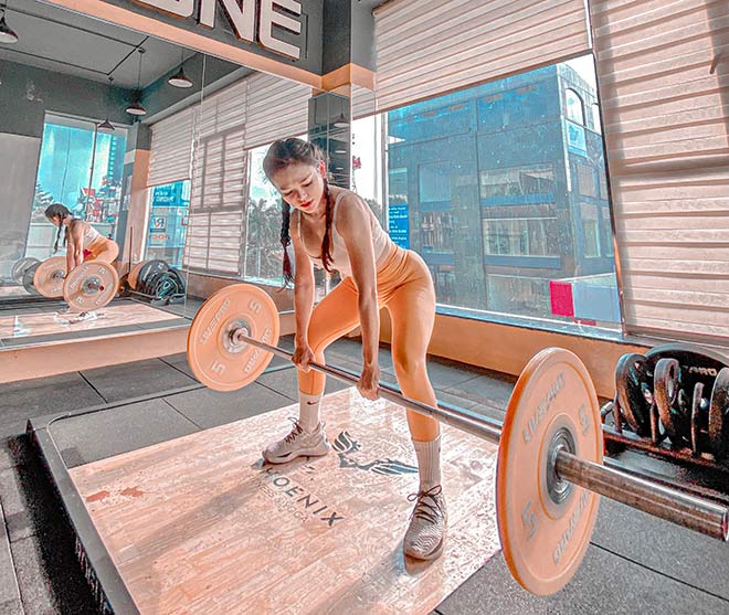 Hot girl phòng Gym “vạn người mê” Trang Nhung: Tập để đẹp hơn, sống khỏe hơn - 11