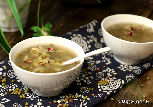 Cách nấu chè đậu xanh giải nhiệt ngày nóng, đậu nở nhanh trong 10 phút - 6