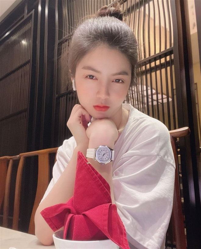 Hotgirl sinh năm 1994 để lộ bằng chứng hẹn hò Quang Hải - 7
