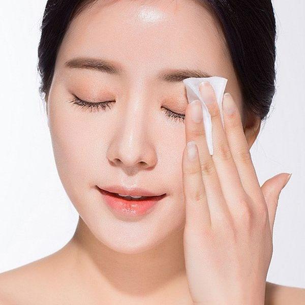 Những quy tắc làm đẹp trước khi ngủ để sáng mai thức dậy da mịn và căng bóng - 2