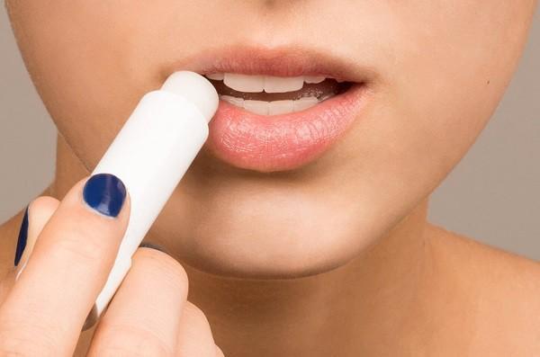 Những quy tắc làm đẹp trước khi ngủ để sáng mai thức dậy da mịn và căng bóng - 5
