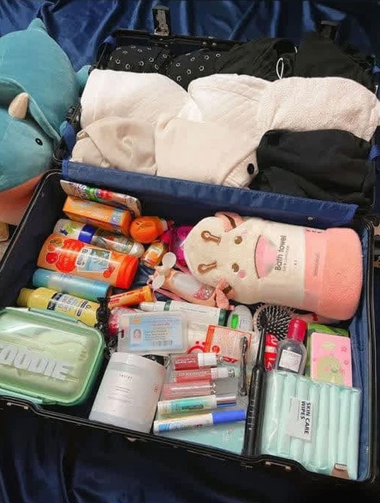 Khoe "body ác quỷ" nhưng nữ sinh hot nhất Sài thành bị đồn thổi vì gương mặt lạ lẫm - 6