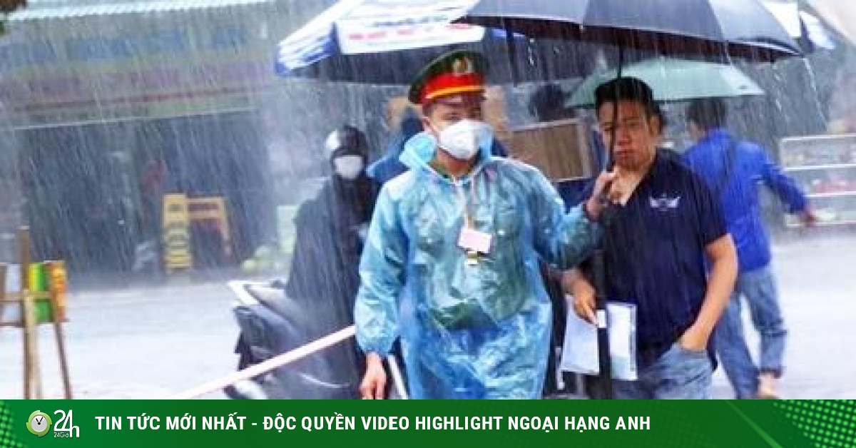 Xúc động những hình ảnh đẹp trong mùa thi - Vimarsana News