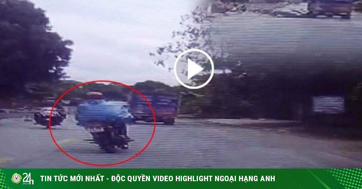 Clip: Phóng xe đánh võng va phải xe máy chạy ngược chiều, lái xe máy gặp nạn kinh hoàng - Vimarsana News
