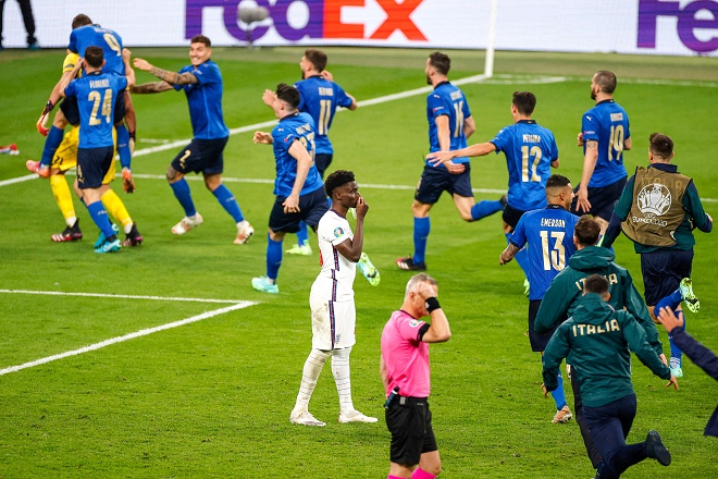 ĐT Anh thua đau chung kết EURO: HLV Southgate chia sẻ về loạt đá luân lưu - 1