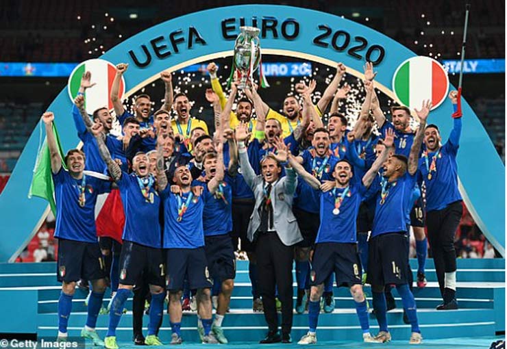 Italia vô địch EURO: Báo châu Âu hoan hỉ, tôn vinh "Nhà vua bất khả chiến bại" - 5