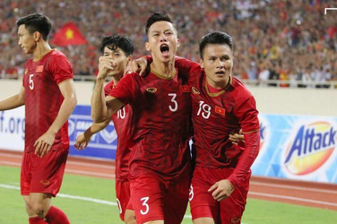 Tuyển Việt Nam đá sân nhà vòng loại World Cup, VFF tiết kiệm "núi tiền" - 1