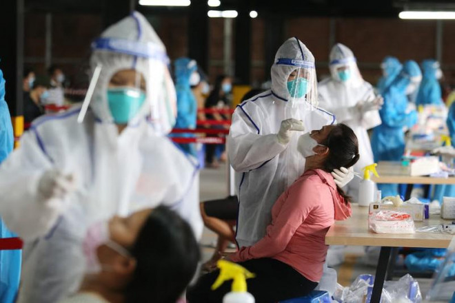 TP.HCM có thể phát hiện 9.000 ca nhiễm nữa trong 7 ngày tới - 2