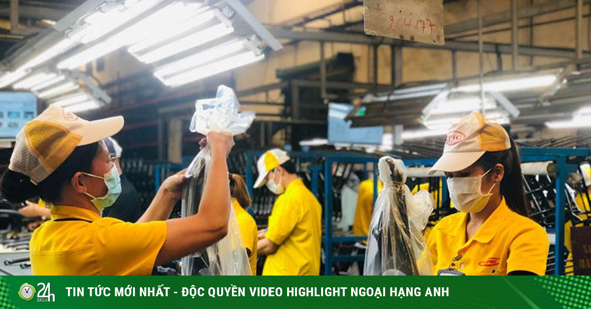Vừa cách ly vừa làm việc: Giám đốc vào nhà máy ở - Vimarsana News