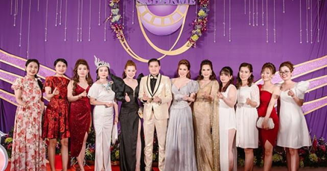 Cô gái 8x Quảng Ngãi bỏ nghề kế toán, thành công khi kinh doanh nước hoa Charme
