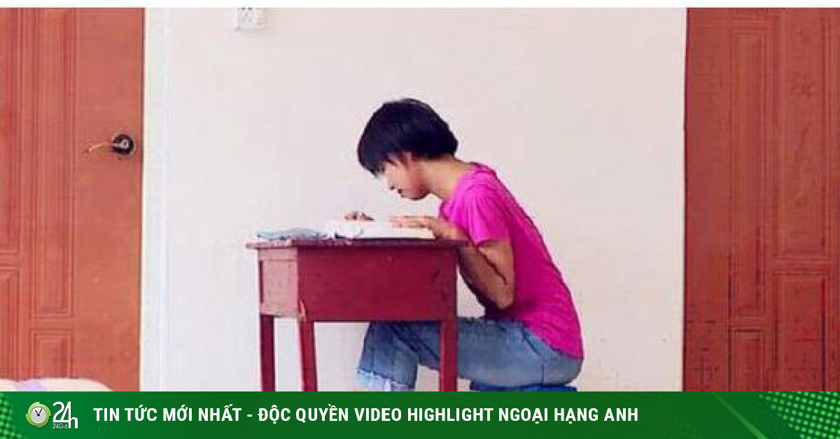 Phỏng vấn nữ sinh nghèo đỗ đại học Y, cả đoàn chỉ biết nín lặng khi nhìn thấy chiếc hộp giấy đặc biệt - Vimarsana News
