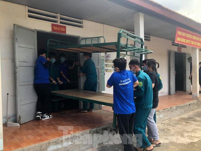 Những hình ảnh ‘biết nói’ ở vùng dịch Bình Dương - 6