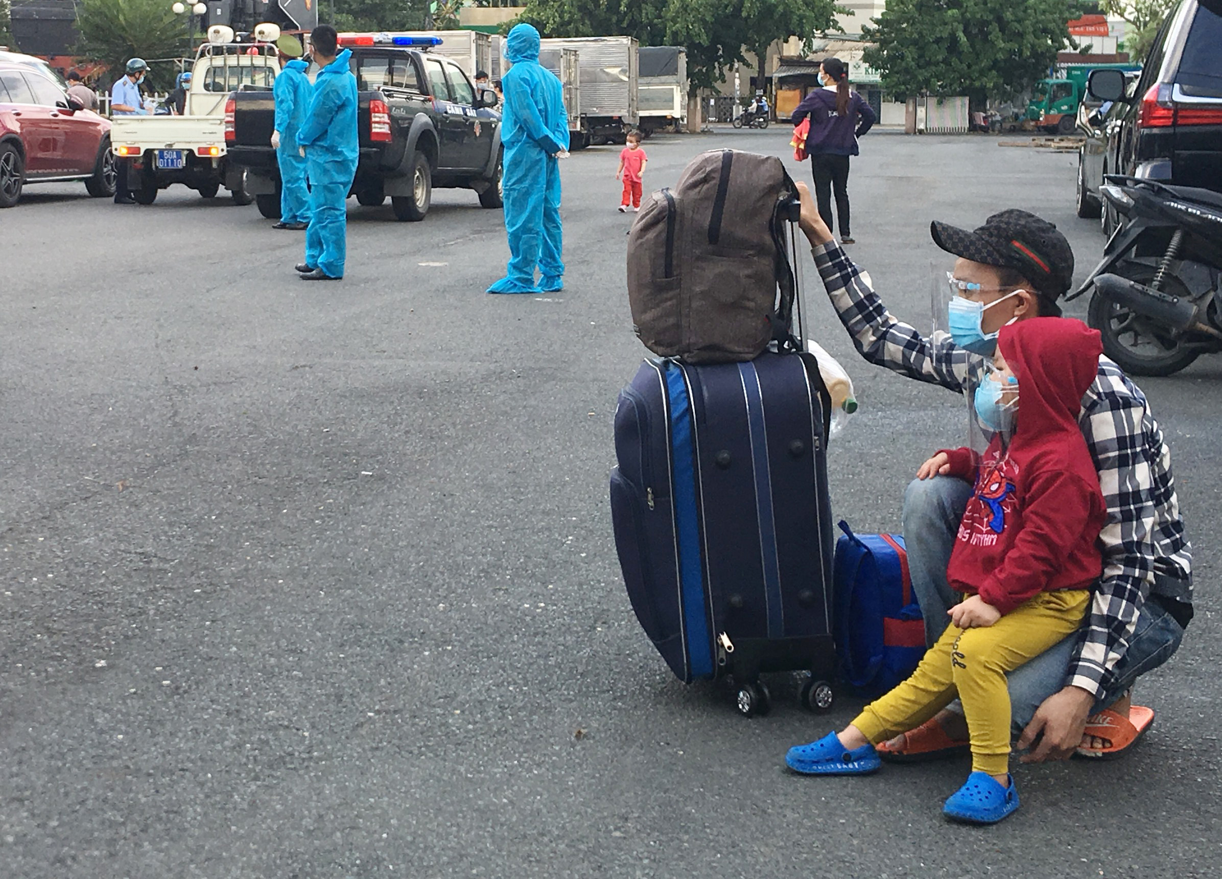 720 người Hà Tĩnh rời TP.HCM trên chuyến tàu đặc biệt - 6