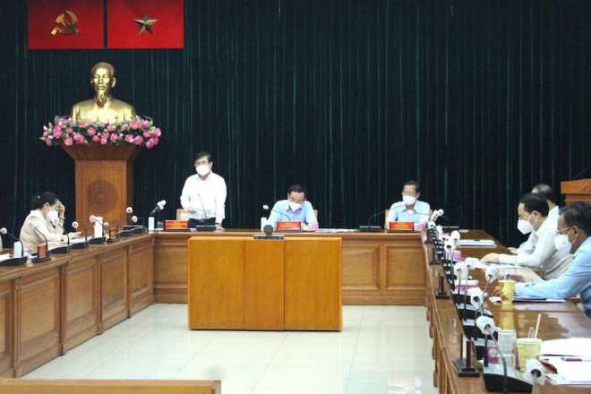 Bí thư TP.HCM: Nhiều người chưa cứu được, đó là nỗi đau chung... - 1