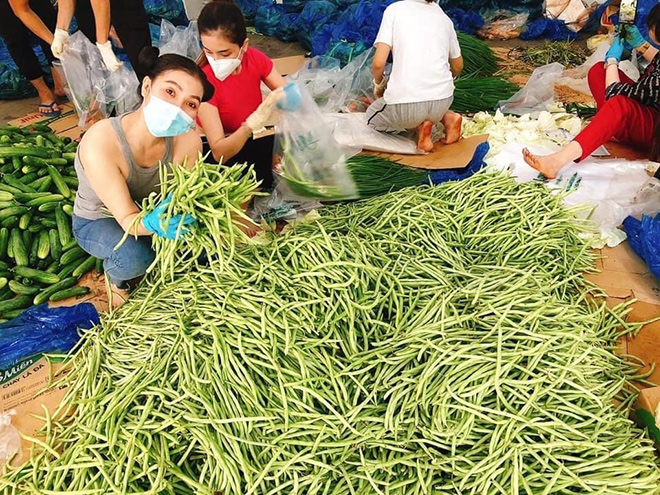 Vợ chồng Đỗ Minh Quân – Đoàn Thanh Tuyền âm thầm làm điều ý nghĩa mùa dịch - 2