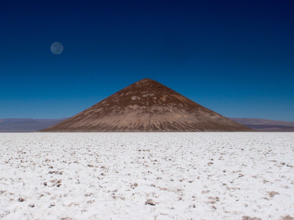 Chiêm ngưỡng vẻ đẹp &#34;kim tự tháp&#34; tự nhiên của Argentina - 4