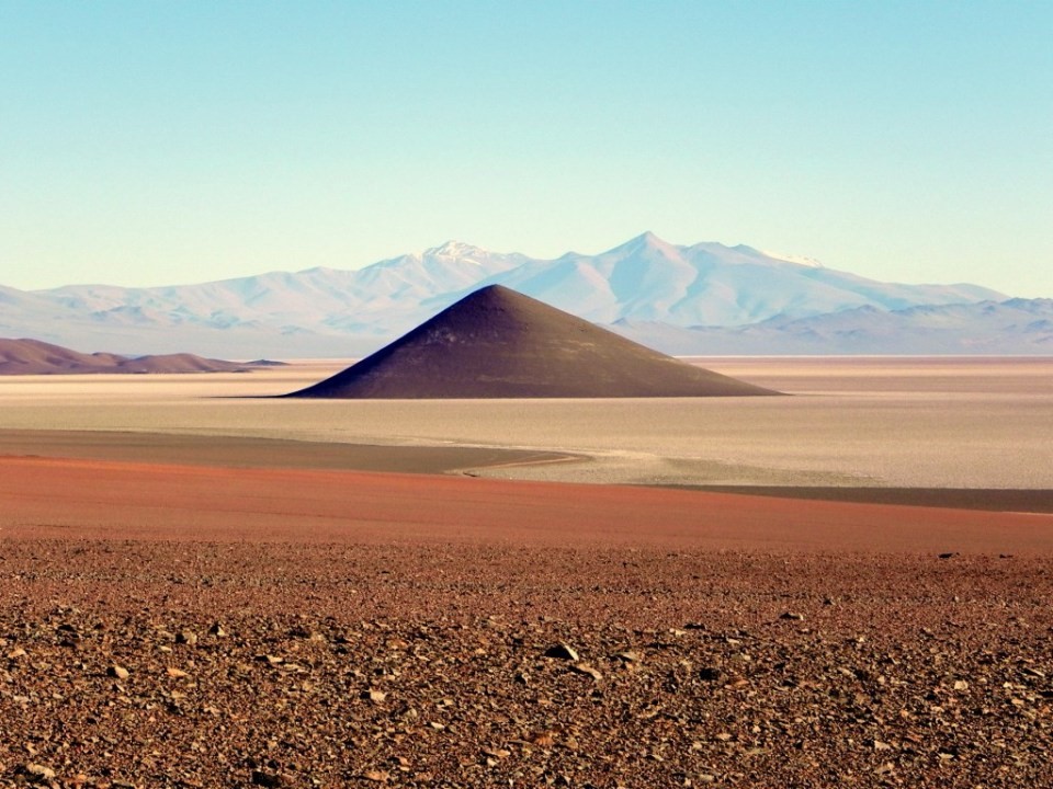 Chiêm ngưỡng vẻ đẹp &#34;kim tự tháp&#34; tự nhiên của Argentina - 5