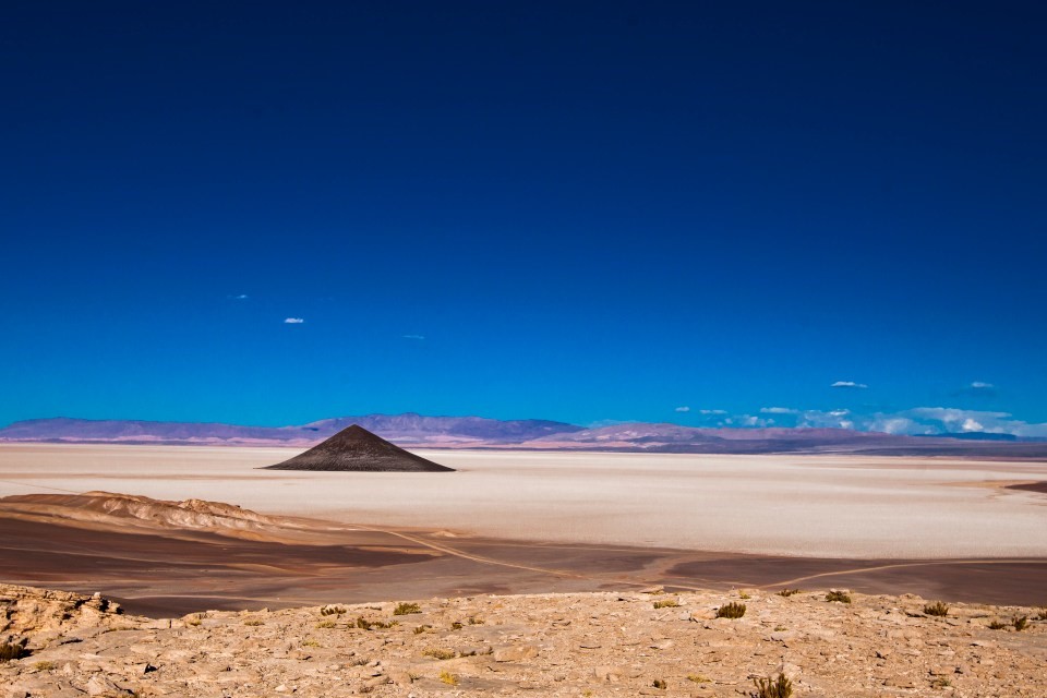 Chiêm ngưỡng vẻ đẹp &#34;kim tự tháp&#34; tự nhiên của Argentina - 7