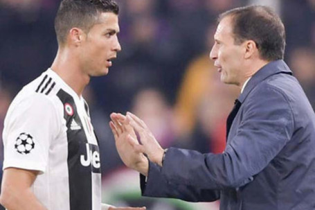 HLV Allegri họp báo, dọa tước quyền đá phạt của Ronaldo ở Juventus