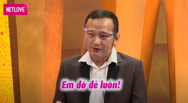 Vợ &#34;đẻ rơi&#34; trên xe tô tô, chồng căng thẳng tột cùng khi đỡ đẻ - 7