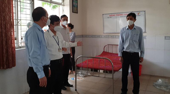 "Lãnh đạo quận phải vào nơi phong tỏa để thấy bà con như thế nào" - 2