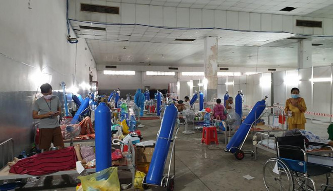 "Lãnh đạo quận phải vào nơi phong tỏa để thấy bà con như thế nào" - 4