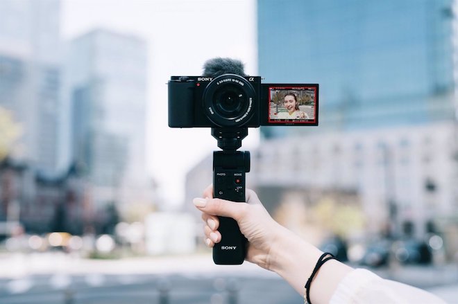 Máy ảnh Sony Alpha ZV-E10 chuyên dùng cho livestream, quay phim 4K - 3