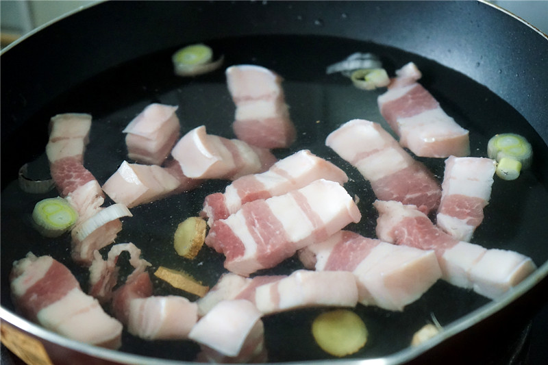 Thịt lợn luộc hay rang đã quá nhàm chán, nấu theo cách này mới đúng là cực phẩm - 4