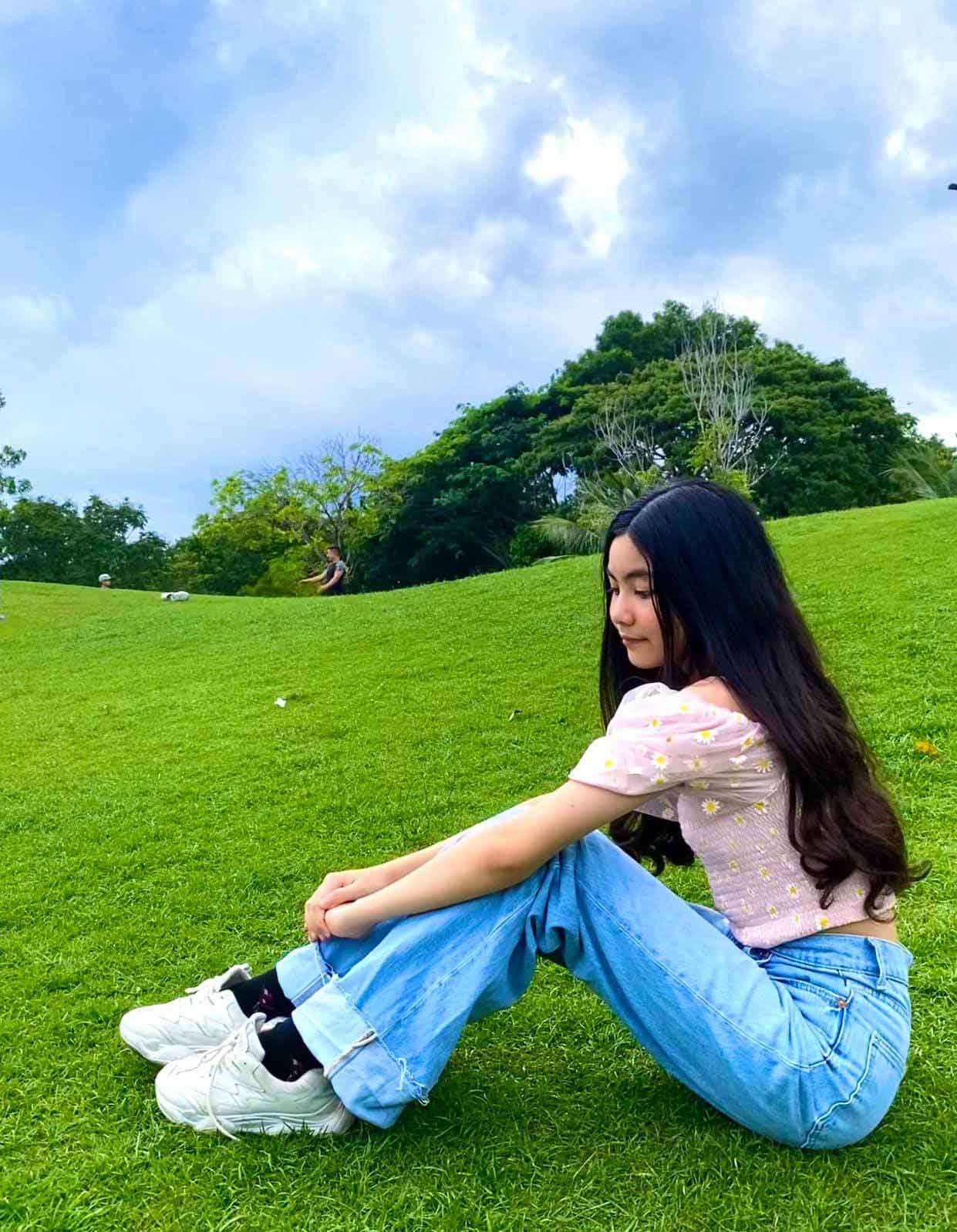 Con gái út có nhan sắc như hoa hậu không thua chị, Quyền Linh lại “vất vả kén rể” - 7