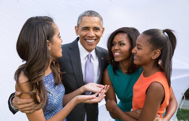 Nhờ áp dụng 9 quy tắc này trong gia đình, các con của cựu tổng thống Obama đều rất xuất sắc - 1