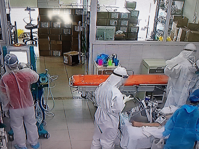 Hai nữ bệnh nhân mắc Covid-19 nguy kịch thoát ECMO ngoạn mục - 3