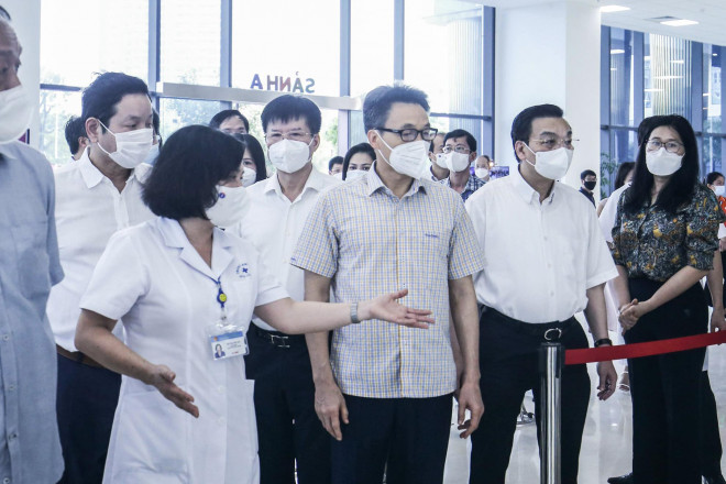 Phó Thủ tướng: Việc cần làm ngay là cho người dân tự lấy mẫu test nhanh SARS-CoV-2 - 3