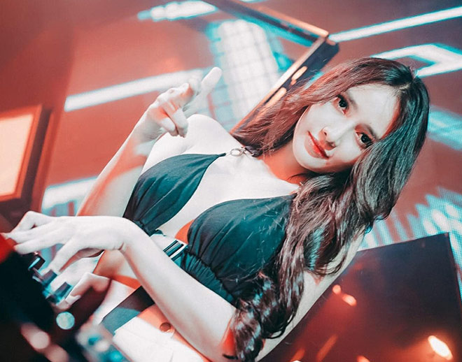 Hot girl DJ Phi Yến ba vòng “vạn fan mê” nhờ tập Gym và võ thuật - 1