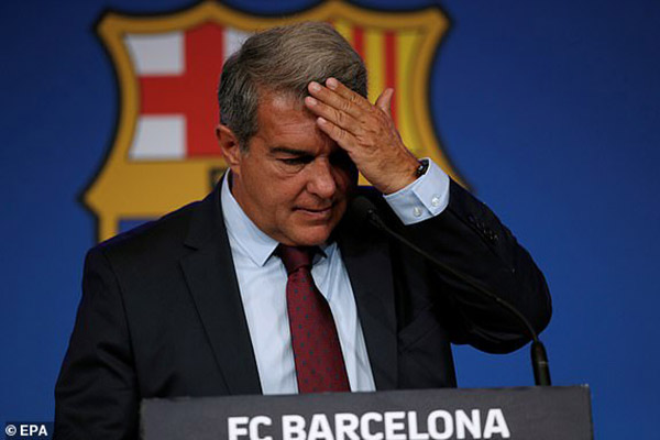 Messi chia tay Barca: Chủ tịch Laporta nói về pha &#34;lật kèo&#34; chấn động lịch sử - 1