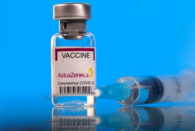 Thêm gần 600.000 liều vắc-xin COVID-19 của AstraZeneca về đến Việt Nam - 1