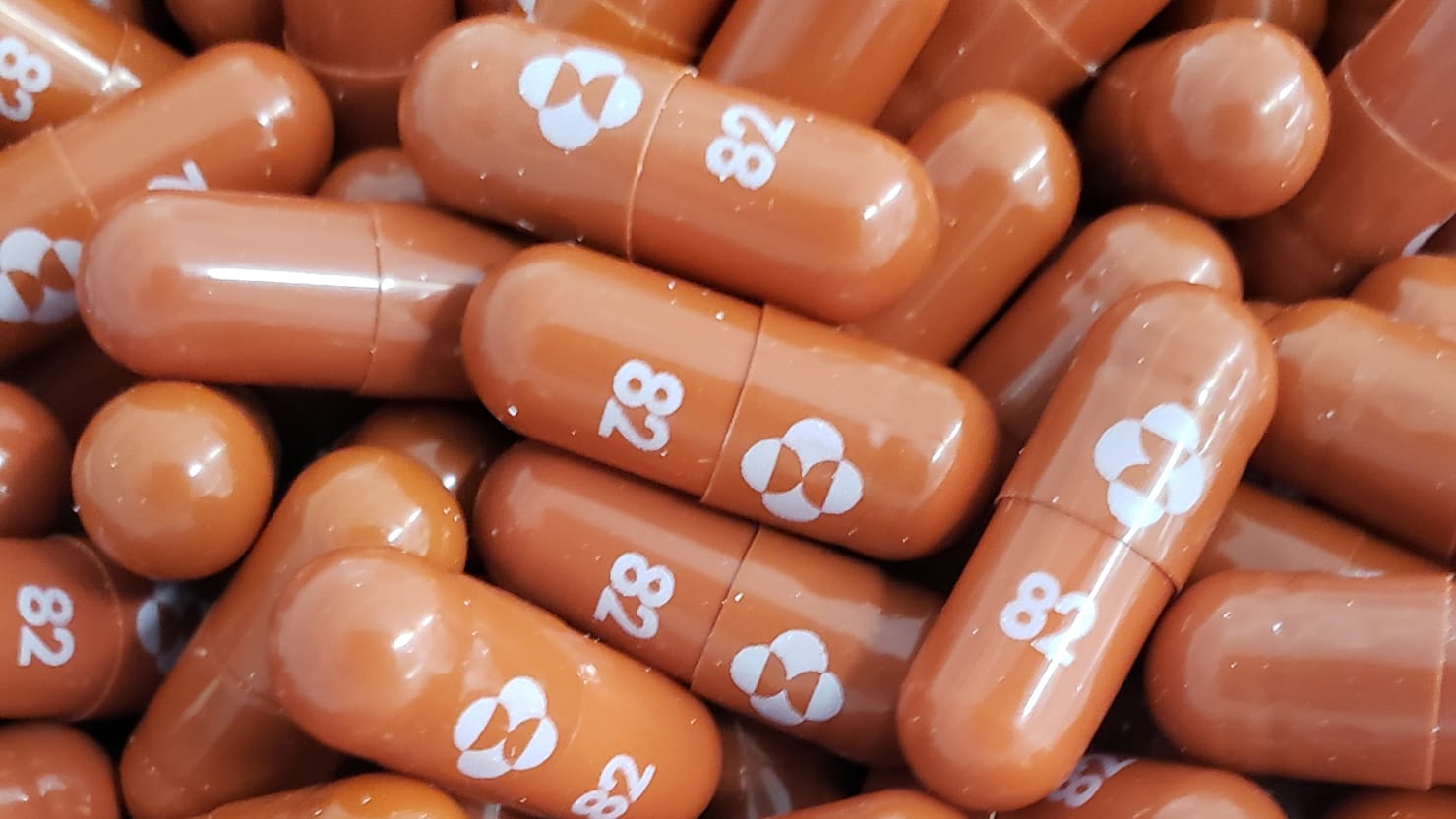 Nhật Bản: Xin cấp phép thuốc uống điều trị Covid-19 ngay khi đang thử nghiệm lâm sàng - 1
