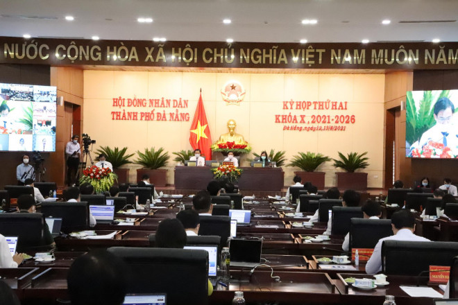 Bí thư Đà Nẵng: 4 ngày nữa dịch Covid-19 không giảm sẽ thực hiện "ai ở đâu thì ở đó" - 2