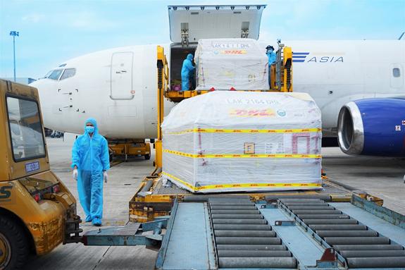 Chính phủ &#34;chốt&#34; mua bổ sung gần 20 triệu liều vắc-xin của Pfizer - 1