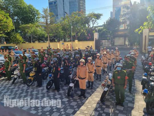 Đà Nẵng bắt đầu thực hiện "ai ở đâu thì ở đó", ra ngoài không lý do sẽ bị xử nghiêm - 3