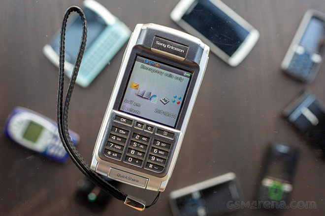 Sony Ericsson P910 - điện thoại Symbian hỗ trợ cảm ứng kỳ lạ - 1