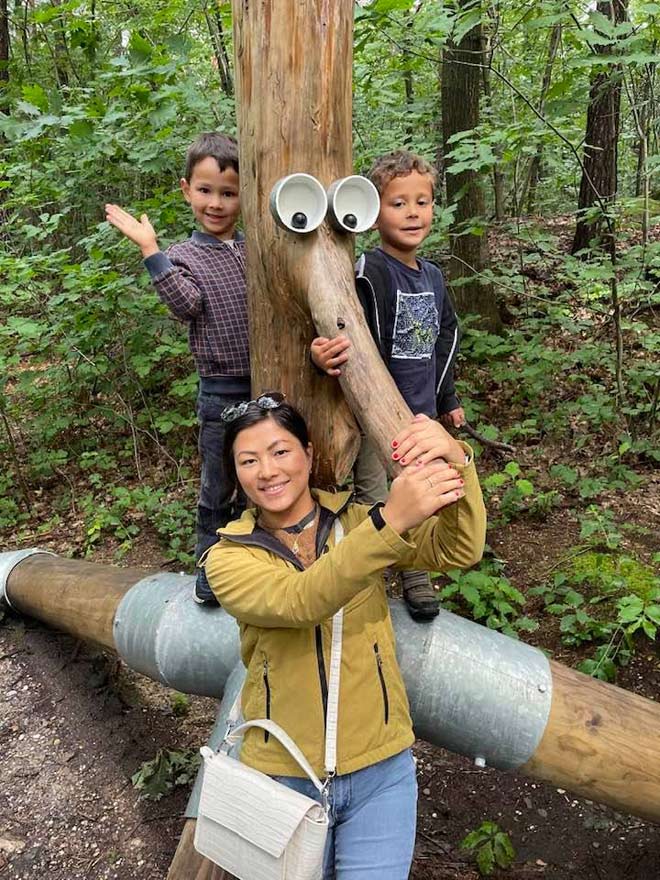 “Cô bé H’Mông nói tiếng Anh như gió” khoe ảnh bạn trai mới người Mỹ - 1