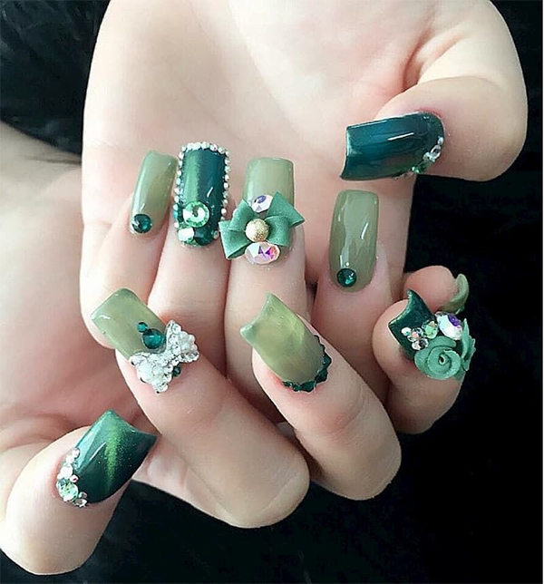 20 mẫu nail màu xanh đẹp sang trọng và quý phái được yêu thích nhất - 6